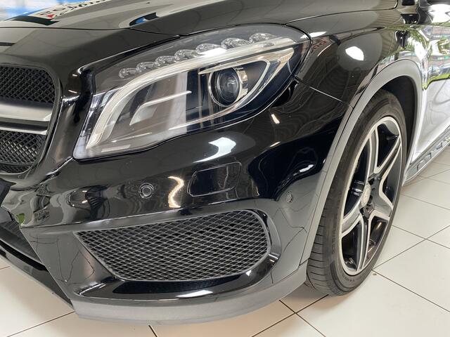 Mercedes-Benz GLA-KLASSE 250 Prestige AMG -Line