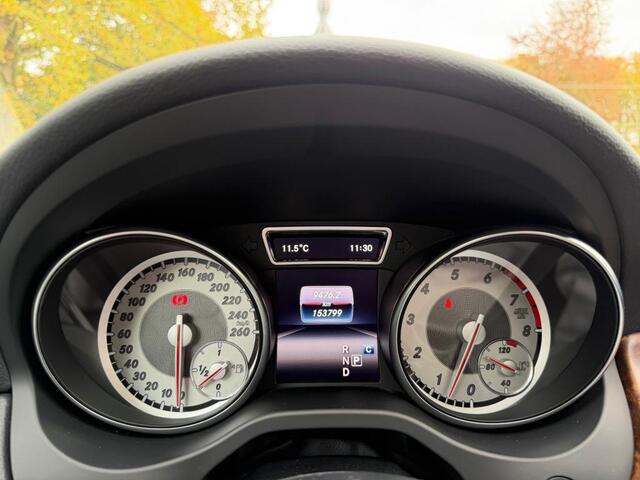 Mercedes-Benz GLA-KLASSE 250 Ambition | Pano | Memory | NWE Service & APK |