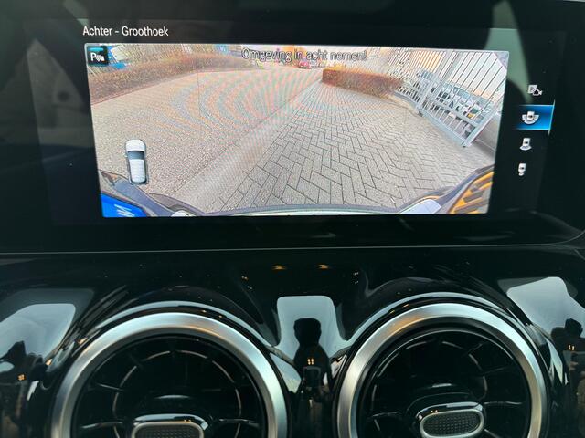 Mercedes-Benz GLA-KLASSE 200 Business Solution Pano-Dak | Camera | LED |