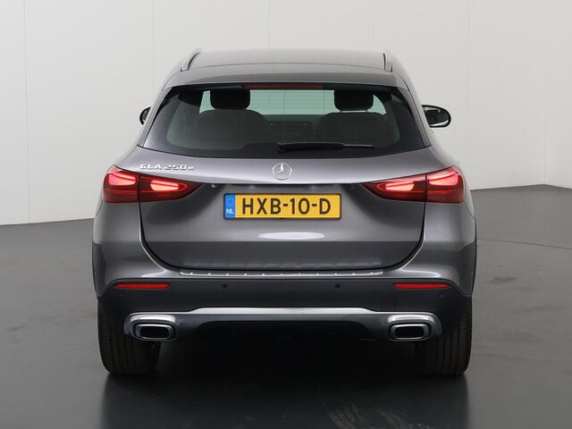 Mercedes-Benz GLA-KLASSE 250 e Business Solution Luxury | Winter pakket | Widescreen | Stoelverwarming |