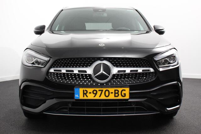 Mercedes-Benz GLA-KLASSE 200 AMG Line Automaat | Navigatie | Climate Control | Camera | Electrisch bedienbare achterklep | Dab | Led
