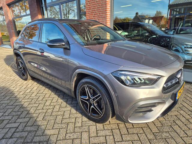 Mercedes-Benz GLA-KLASSE 250 HYbrid Automaat AMG line