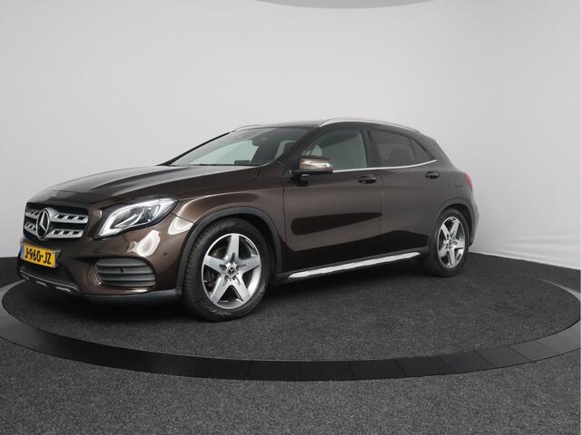 Mercedes-Benz GLA-KLASSE 200 Premium Plus | Half leder | Trekhaak |