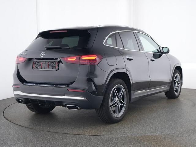 Mercedes-Benz GLA-KLASSE 250 e AMG Plug-in hybride AMG Line Premium Plus | Panorama Schuif-Kanteldak | Head-up-Display | Memory Voorstoelen | 360°-Camera. Inclusief 24 maanden MB Certified garantie voor Europa.