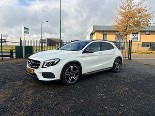 mercedes-benz-gla-klasse-200-amg--