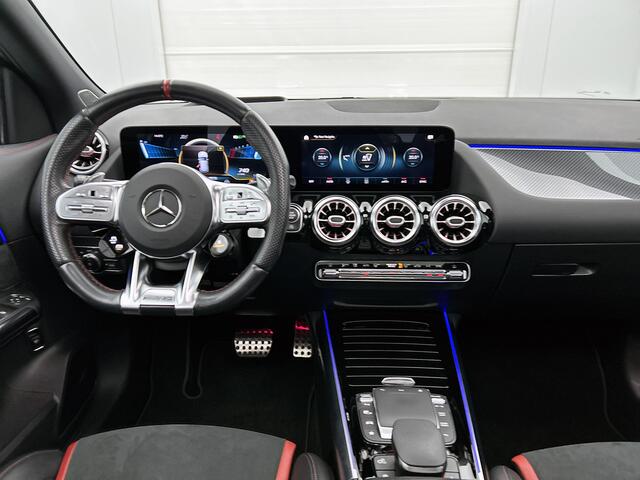 Mercedes-Benz GLA-KLASSE AMG 35 4MATIC | Panoramadak | AMG Aerodynamica pakket | Burmester | AMG Performance sportstoelen | Inclusief 24 maanden MB Certified garantie voor Europa.