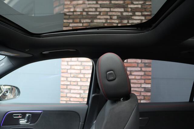 Mercedes-Benz GLA-KLASSE 250 e AMG Line | Panoramadak | Memory | Advanced Sound System | Surround Camera | Keyless Go | Sfeerverlichting | Nightpakket |