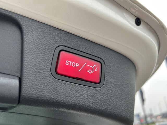 Mercedes-Benz GLA-KLASSE 180 Premium Panoramadak | Cruise Control | Stoelverwarming