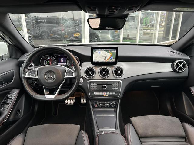 Mercedes-Benz GLA-KLASSE 180 Premium Panoramadak | Cruise Control | Stoelverwarming