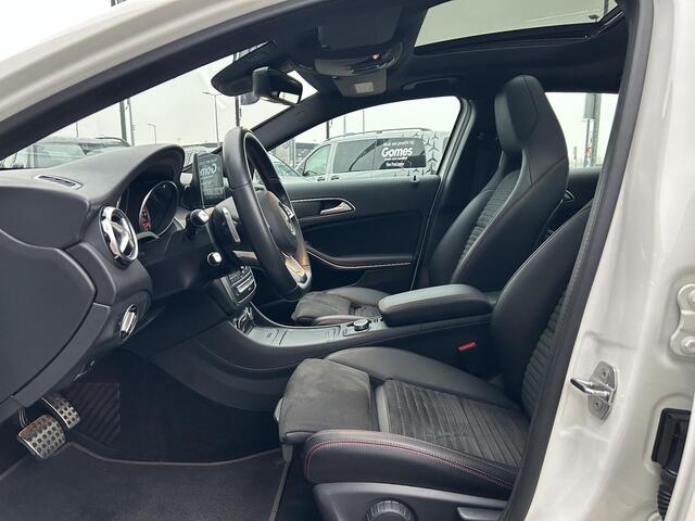 Mercedes-Benz GLA-KLASSE 180 Premium Panoramadak | Cruise Control | Stoelverwarming