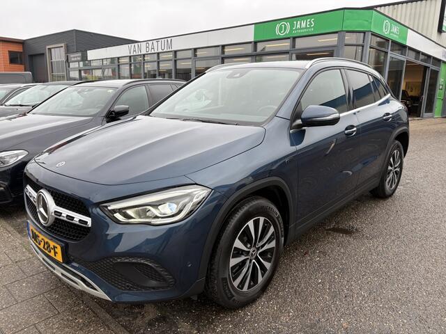 Mercedes-Benz GLA-KLASSE 250 e Business Solution Luxury Limited