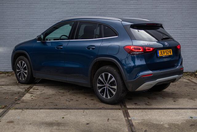 Mercedes-Benz GLA-KLASSE 250 e Vol leder| Camera|PDC|App|Lane assist