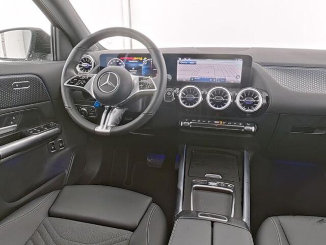 Mercedes-Benz GLA-KLASSE 250 e Plug-In Hybride Trekhaak | Edition Progressive Line | Night Pakket | 11kW Laden | Distronic | Stuur en Stoelverwarming | Inclusief 24 maanden MB Certified garantie voor Europa.