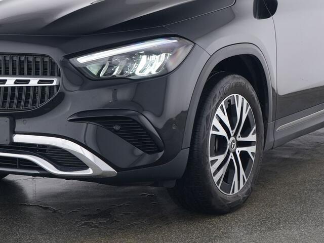 Mercedes-Benz GLA-KLASSE 250 e Plug-In Hybride Trekhaak | Ledkoplampen | Apple CarPlay | Stuur en Stoelverwarming | 11 kW laden. Inclusief 24 maanden MB Certified garantie voor Europa.