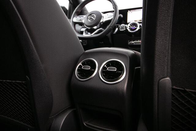 Mercedes-Benz GLA-KLASSE 250 e PHEV AMG Line - Wegklapb. trekhaak | Schuif/-kanteldak | Stoelverw. | 360 Cam | Dodehoeksens.