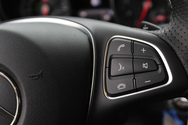 Mercedes-Benz GLA-KLASSE 180 | automaat | camera | navi