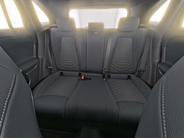 Mercedes-Benz GLA-KLASSE 250 e PLug-In Hybride Edition Progressive Line | Panorama Schuif-Kanteldak | Sfeerverlichting | Distronic | Parkeerpakket met 360°-camera. Inclusief 24 maanden MB Certified garantie voor Europa.