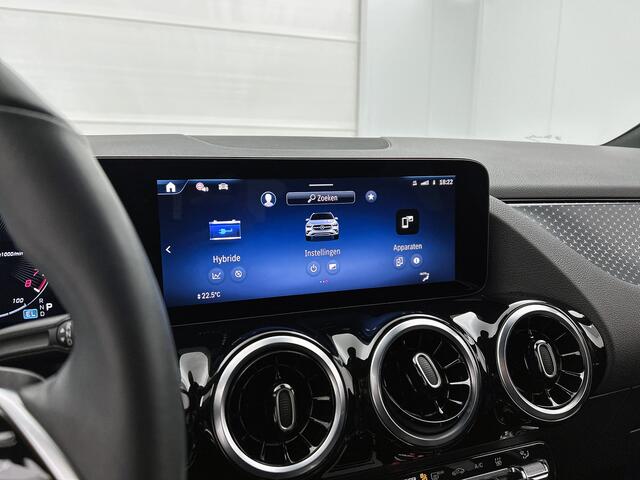 Mercedes-Benz GLA-KLASSE 250 e Plug-In Hybride Night Pakket | Memory Voorstoelen | Ledkoplampen | 11kW Laden | Stuur en Stoelverwarming. Inclusief 24 maanden MB Certified garantie voor Europa.