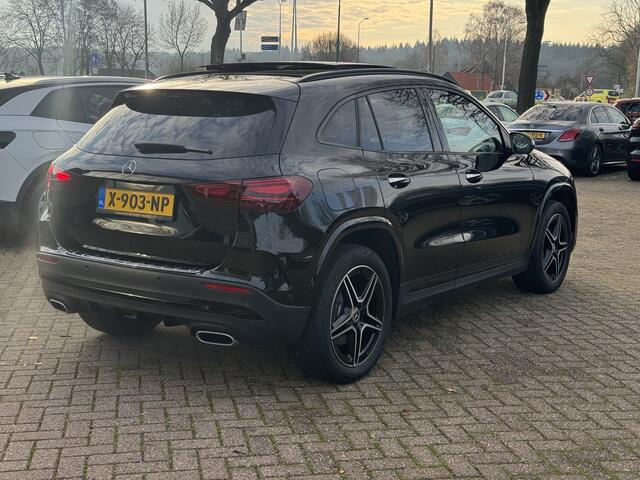 Mercedes-Benz GLA-KLASSE 250 e AMG Line / Full option! / Panoramadak / 360Camera / Head-up / Leder / Matrix LED / 19'' / Burmester / CarPlay / Stoelverwarming / DAB / Dodehoek / ACC
