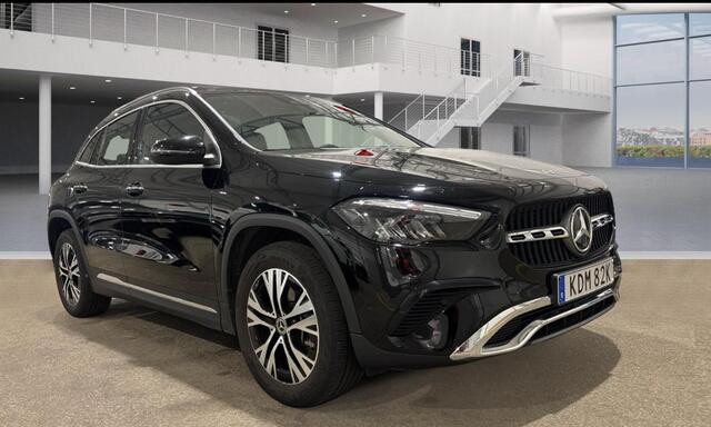 Mercedes-Benz GLA-KLASSE 250 e Business Line Hybride Stoelverwarming/Camera/2 set velgen.