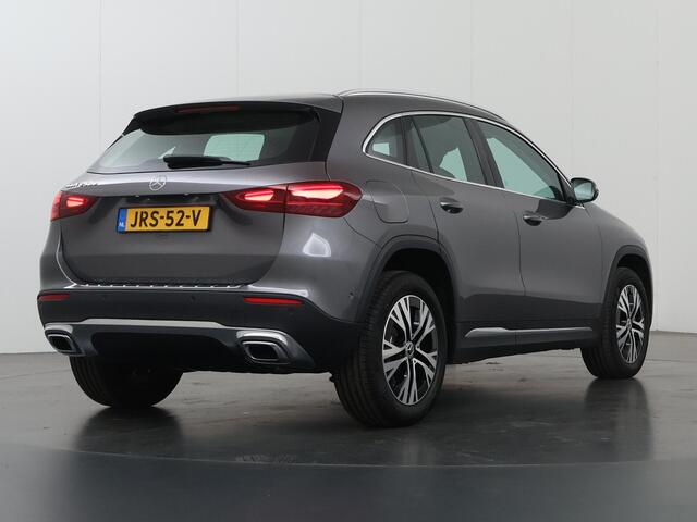 Mercedes-Benz GLA-KLASSE 250 e Luxury Line | Elektrische achterklep | Winter pakket | Achteruitrijcamera |