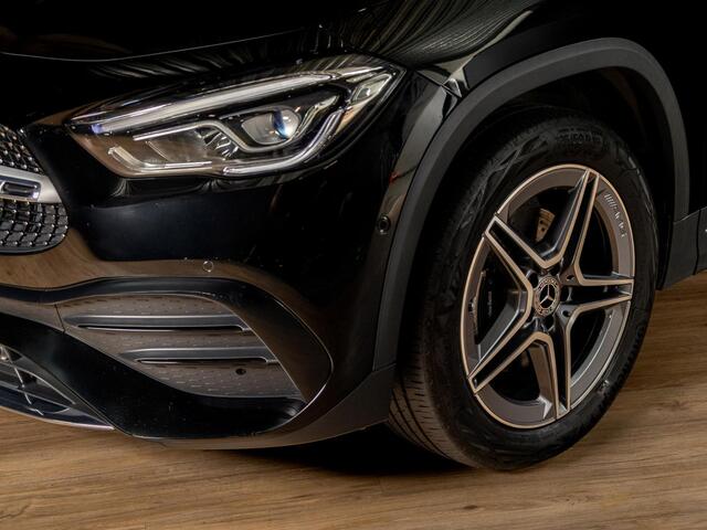 Mercedes-Benz GLA-KLASSE 250 e AMG Line