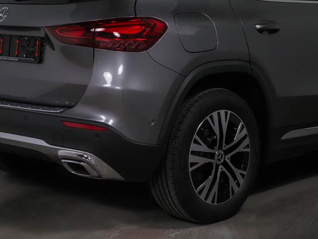 Mercedes-Benz GLA-KLASSE 250 e Plug-In Hybride Trekhaak | Ledkoplampen | Achteruitrijcamera | Apple CarPlay | Stoelverwarming voor en stuur | Easy-Pack Achterklep. Inclusief 24 maanden Mercedes-Benz Certified garantie voor Europa.