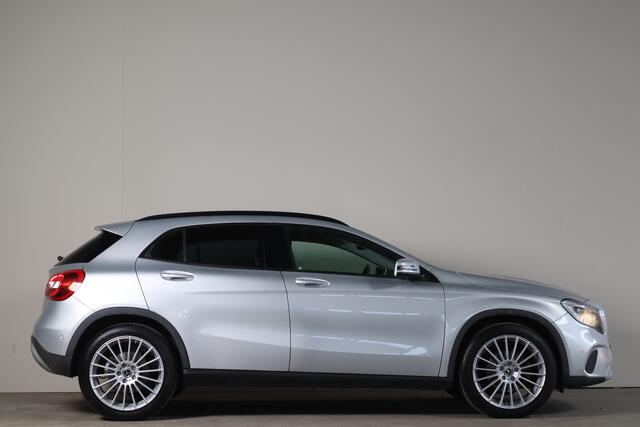 Mercedes-Benz GLA-KLASSE 180 Business Stoelverw I Parkeersensoren V+A I Cruise