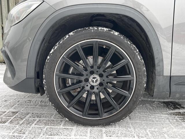 Mercedes-Benz GLA-KLASSE 250 e AMG Line 20"/Panoramadak/Memory stoel l+r/Matrix LED/Keyless/Sfeerverlichting/Stoelverwarming/Camera/Elektrische klep