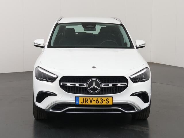 Mercedes-Benz GLA-KLASSE 250 e Luxury Line | Trekhaak | Winter pakket | Elektrische achterklep |