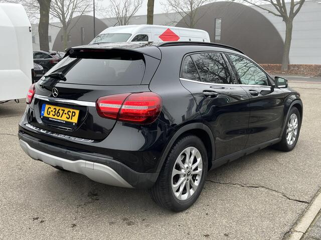 Mercedes-Benz GLA-KLASSE 180 Premium Plus Stoelverwarming | Climate Control | Camera | Top onderhouden | 12 maanden BOVAG-garantie