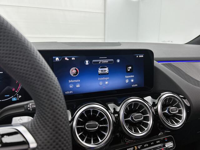Mercedes-Benz GLA-KLASSE 180 Business Solution AMG | Premium Plus pakket | Trekhaak | Nightpakket | GUARD 360 ° Vehicle protection Plus | Smartphone integratie | Head-up display | 360°-camera | MULTIBEAM LED | Augmented Reality navigatie |