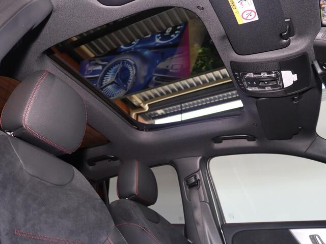 Mercedes-Benz GLA-KLASSE 180 Business Solution AMG | Panoramaschuifdak | Premium Plus | head-up display | Trekhaak