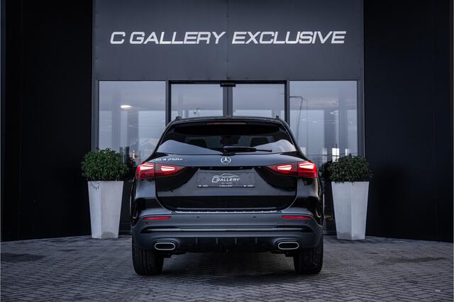 Mercedes-Benz GLA-KLASSE GLA250 e Business Solution AMG - Keyless | Stoelverwarming | ACC | Carbon | Standkachel