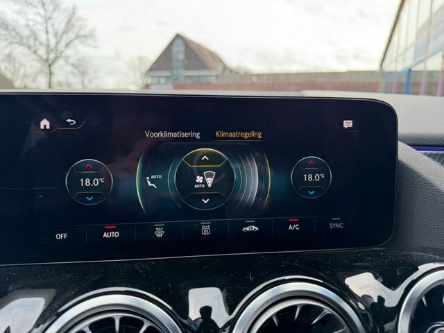 Mercedes-Benz GLA-KLASSE 250 e Plug-In Hybride Automaat AMG Line bj2023