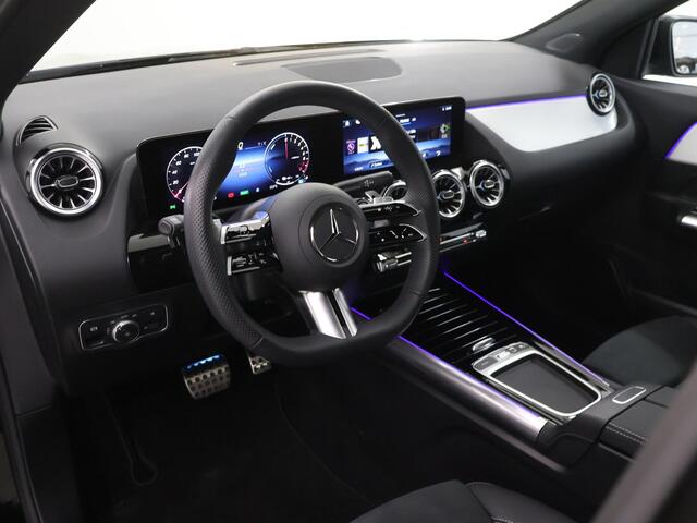 Mercedes-Benz GLA-KLASSE 250 e AMG Line | Panoramadak | Trekhaak | 20 inch | Night pakket |