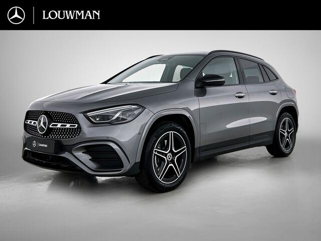 Mercedes-Benz GLA-KLASSE 250 e Business Solution AMG | Nightpakket | Dodehoekassistent | MULTIBEAM LED | Panoramaschuifdak | Smartphone Integratie | EASY PACK achterklep | Keyless-Go comfortpakket |