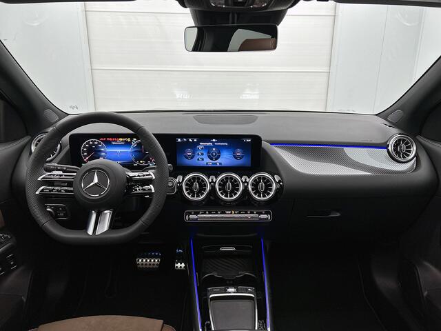 Mercedes-Benz GLA-KLASSE 250 e Business Solution AMG | Nightpakket | Trekhaak | GUARD 360 ° Vehicle protection Plus | Dodehoekassistent | Panoramaschuifdak | EASY PACK achterklep | MULTIBEAM LED |