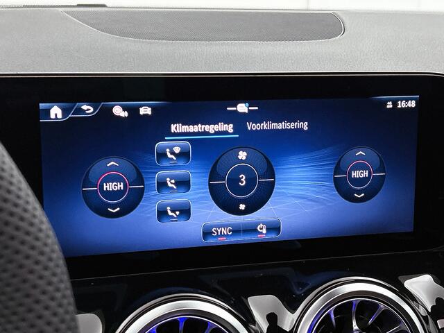 Mercedes-Benz GLA-KLASSE 250 e Business Solution AMG | Nightpakket | Trekhaak | GUARD 360 ° Vehicle protection Plus | Dodehoekassistent | Panoramaschuifdak | EASY PACK achterklep | MULTIBEAM LED |