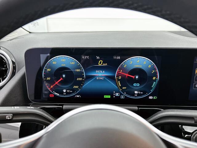 Mercedes-Benz GLA-KLASSE 250 e Business Solution Luxury Limited Lichtmetalen velgen | Navigatie | Parking support met camera achter | Inclusief 24 maanden MB Certified garantie voor Europa.