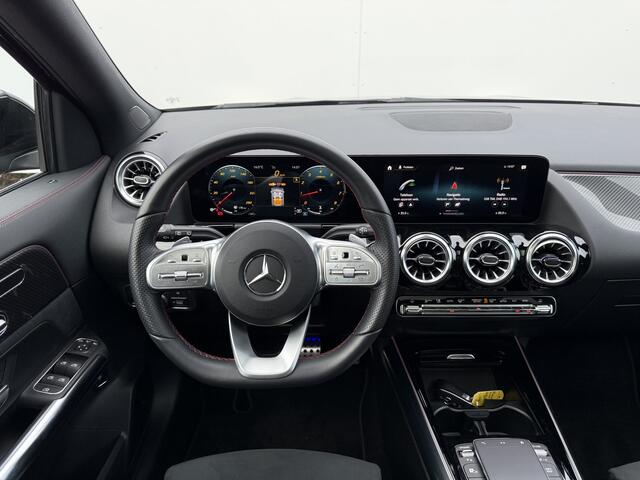 Mercedes-Benz GLA-KLASSE 200 Business Solution AMG | Pano | Memory | MultiBeam LED | Camera | 19 inch