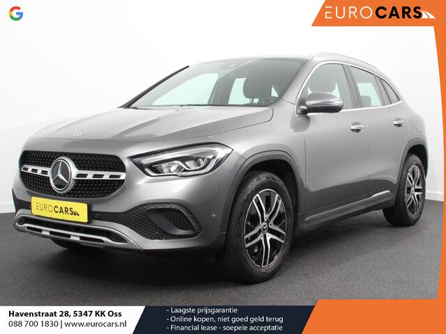 Mercedes-Benz GLA-KLASSE 200 Progressive | Climate control | Parkeersensoren | Apple carplay/ Andriod auto | Verwarmde voorstoelen | LED | Achteruitrijcamera | Adeptive cruise control