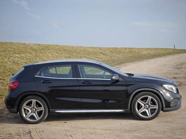 Mercedes-Benz GLA-KLASSE 180 Business Solution AMG