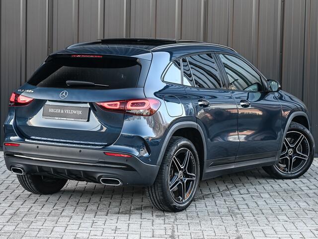 Mercedes-Benz GLA-KLASSE 250 e AMG Line · Panoramadak · Elektr. verst. stoelen · Ambiance sfeerverlichting · Stoelverwarming · Achteruitrijcamera ·