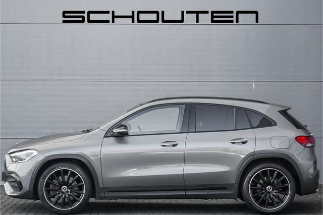 Mercedes-Benz GLA-KLASSE 250 4MATIC AMG Line Night Camera CarPlay 20"