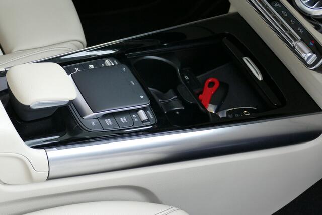 Mercedes-Benz GLA-KLASSE 200 165pk Luxury Line. 360 Camera, Carplay/Android, Elek Klep, Sfeerverlichting, Haak 1800kg