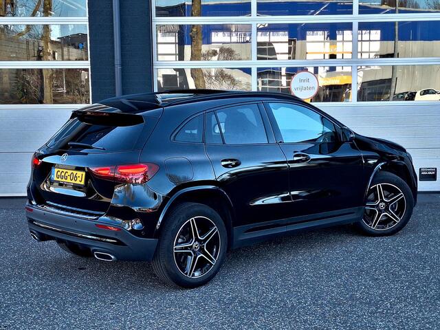 Mercedes-Benz GLA-KLASSE 250 e AMG Line | Panoramadak | Night pakket | Achteruitrijcamera | Sfeerverlichting | Stoelverwarming | Keyless-GO | Elektrische achterklep