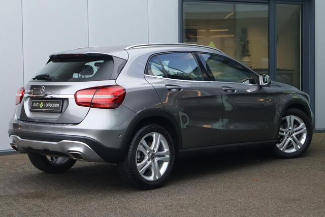 Mercedes-Benz GLA-KLASSE 180 Sport Edition Premium