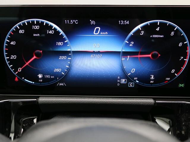 Mercedes-Benz GLA-KLASSE 180 Business Solution AMG Inclusief 48 maanden MB Certified garantie voor Europa.