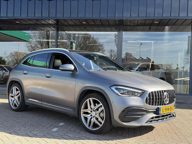 Mercedes-Benz GLA-KLASSE AMG 35 4MATIC AUTOMAAT| PANORAMADAK |NAVIGATIE | CAMERA | HEAD-UP DISPLAY |BURMEISTER AUDIO |DODE HOEK | ELECT STOELEN |CRUISECONTROL |PARKEERSENSOREN